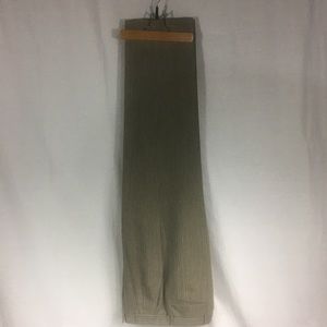 Mens size 32 pants slacks gray patterned pleated 100% wool very good condition